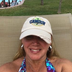 Meet your Posher, Trixy